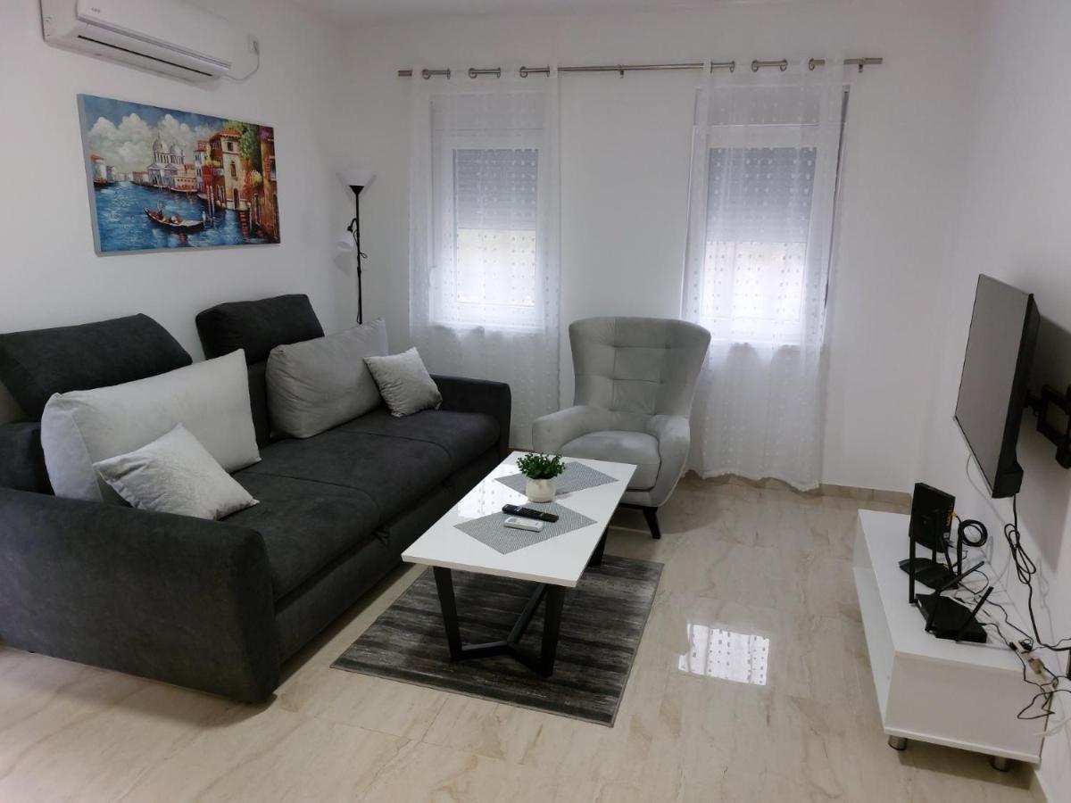 Apartmani Marija Vrdnik Exterior photo